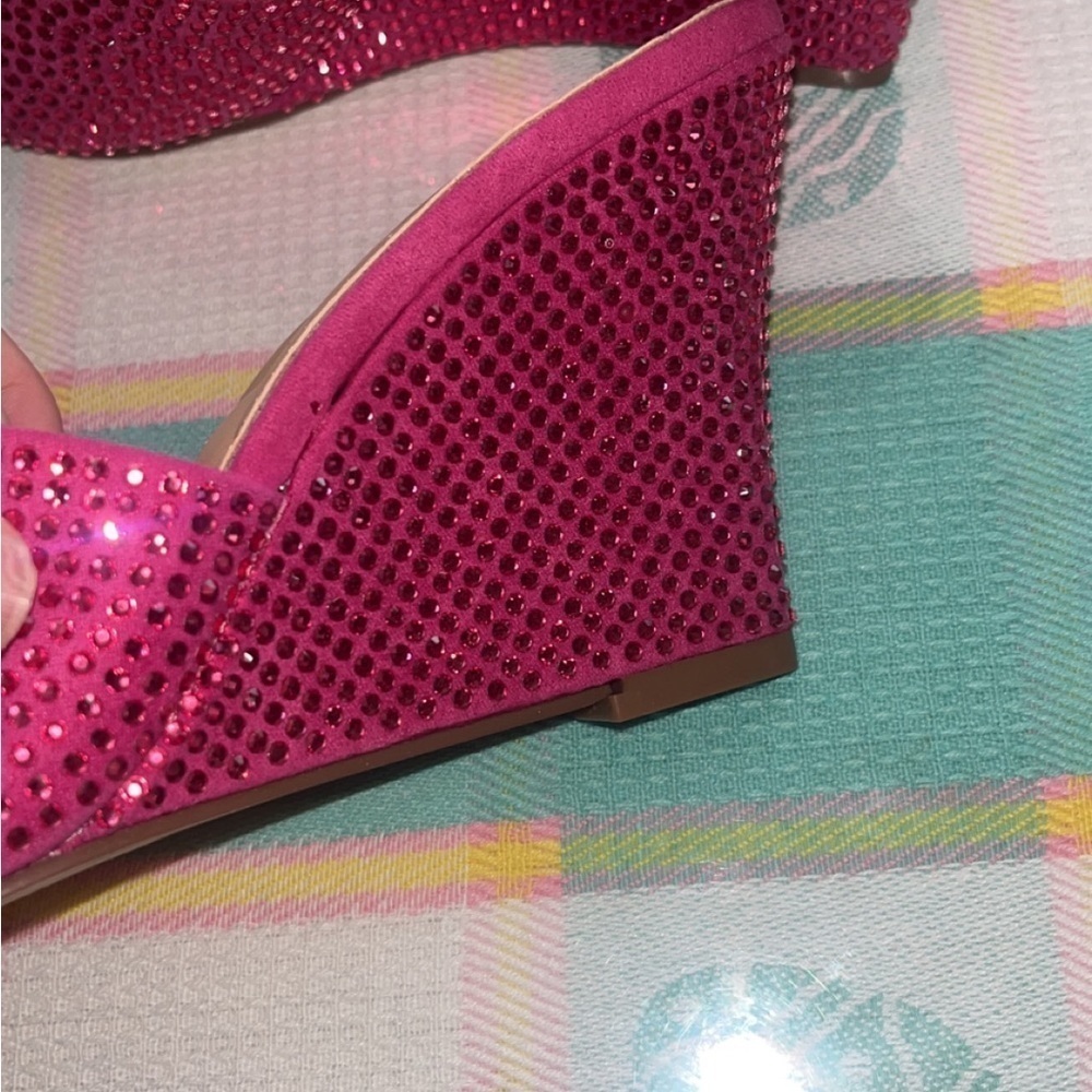 SHOE Dazzle Pink Stud Sandals - Picture 4 of 4